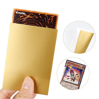 Goldene Rückseite Matte Textur Konsistent Schneiden Premium 62x89 Kartenhüllen Yugioh