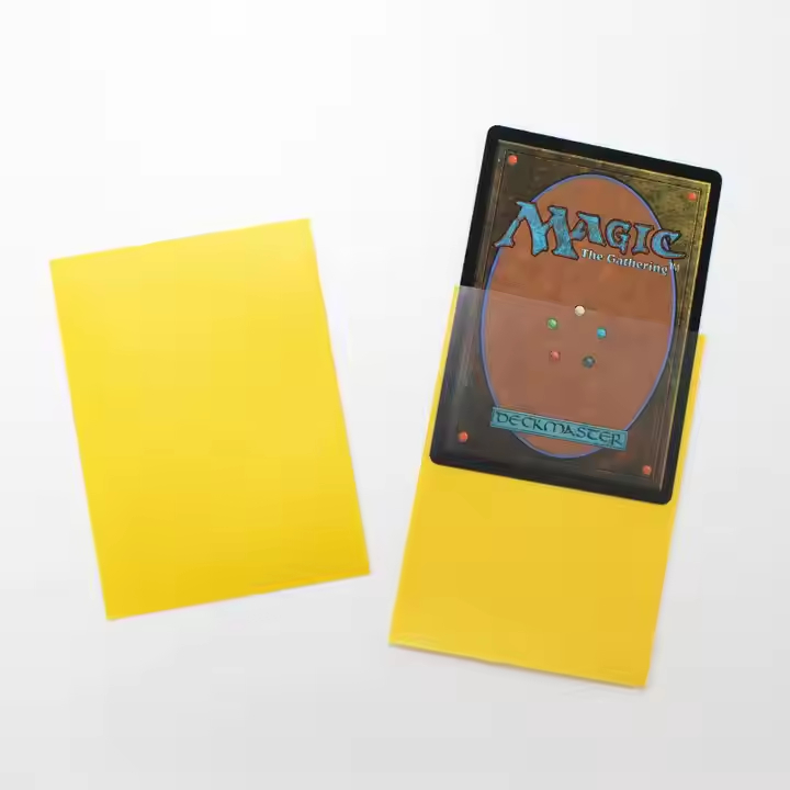 Kundenspezifische transparente PVC-Spielkarten-Schutzhülle, langlebiger Schutz mit strapazierfähiger OPP-Tasche